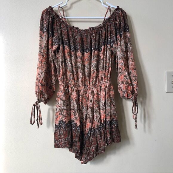 Free People So Devine Off The Shoulder Romper - Picture 5 of 9
